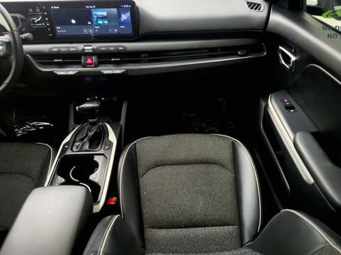 Used 2025 Kia K4 GT-Line FWD image 53