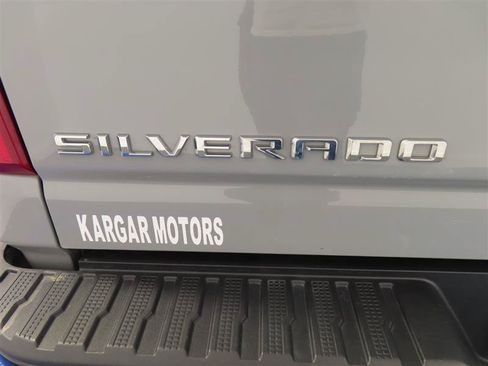 Used 2025 Chevrolet Silverado 2500 Custom w/ Custom Value Package AWD/4WD image 12