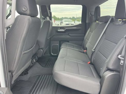 Used 2023 Chevrolet Silverado 1500 LT AWD/4WD image 14