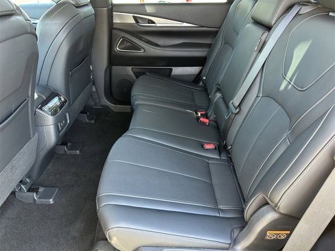 Certified 2026 INFINITI QX60 Luxe w/ Cargo Package image 15