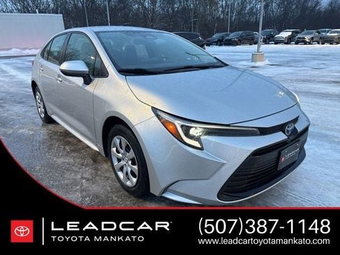 Certified 2024 Toyota Corolla LE image 1