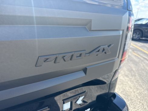 New 2026 Nissan Frontier PRO-4X w/ Pro-4x Convenience Package AWD/4WD image 10