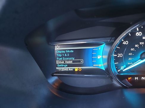 Used 2017 Ford Explorer Limited image 16