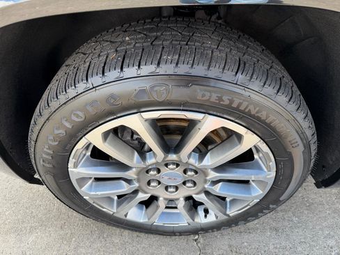 Used 2023 GMC Acadia Denali w/ Denali Ultimate Package image 23