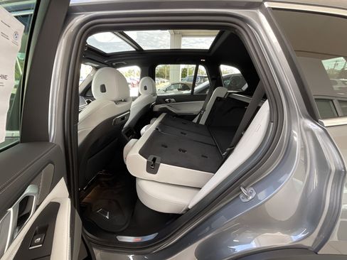New 2026 BMW X5 xDrive50e w/ Premium Package image 29