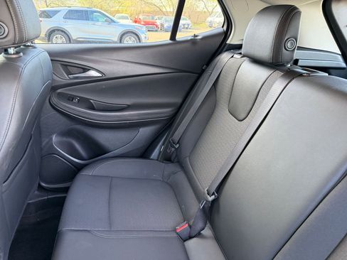 Used 2025 Buick Encore GX Preferred image 38