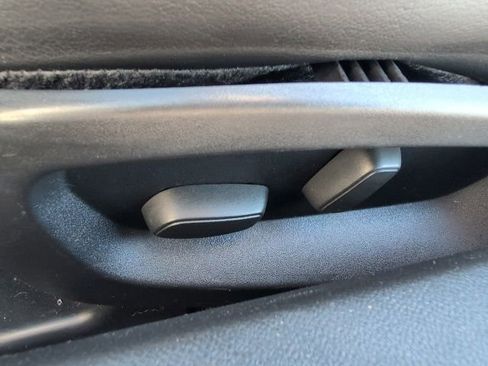 Used 2017 Chevrolet Corvette Stingray Coupe w/ 1LT image 9