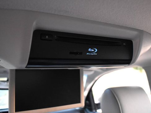 Used 2013 Toyota Sequoia Platinum AWD/4WD image 55