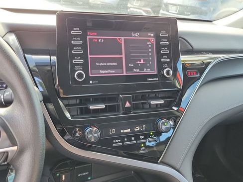 Used 2023 Toyota Camry LE FWD image 27