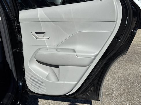 Used 2025 Hyundai Kona SEL image 16