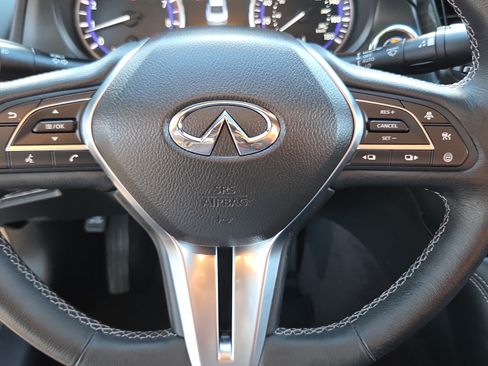 Used 2017 INFINITI Q60 3.0t w/ Premium Plus Package 3.0T RWD image 30