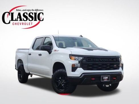 Used 2023 Chevrolet Silverado 1500 Custom Trail Boss image 1