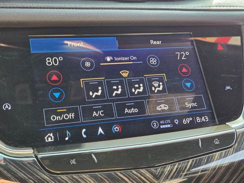 Used 2023 Cadillac XT6 Premium Luxury AWD/4WD image 27