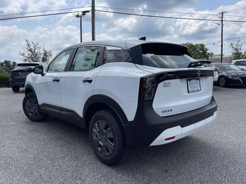 New 2026 Nissan Kicks S FWD image 4