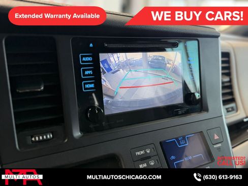 Used 2016 Toyota Sienna XLE Premium image 16