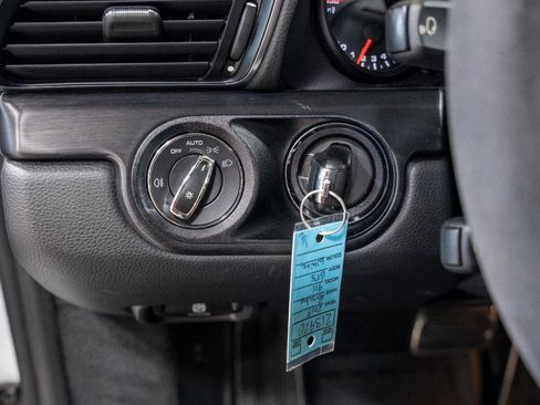 Used 2019 Porsche 911 Carrera GTS image 91