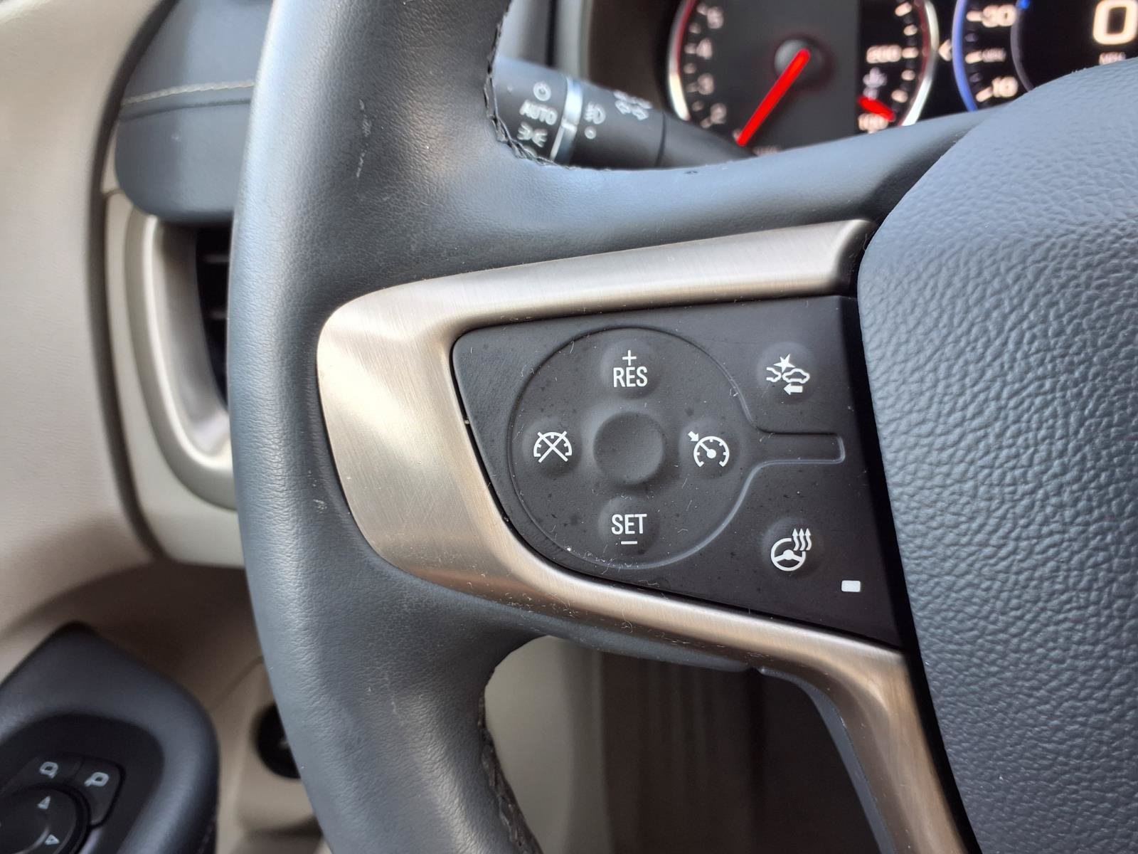 Used 2024 GMC Terrain Denali w/ Denali Premium Package AWD/4WD image 14