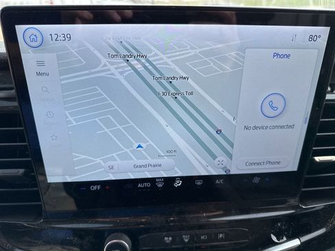 Used 2023 Ford Transit 350 XLT image 25