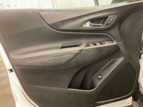 Used 2022 Chevrolet Equinox RS AWD/4WD image 13