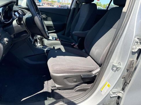 Certified 2019 Chevrolet Trax LS FWD image 19