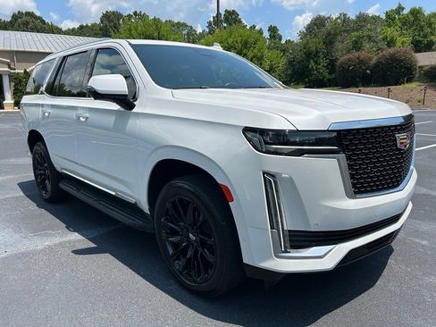 Used 2021 Cadillac Escalade Premium Luxury AWD/4WD image 23