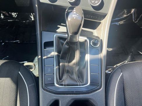 Used 2022 Volkswagen Jetta Sport FWD image 16