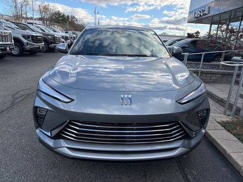 New 2026 Buick Envista Preferred w/ Convenience I Package image 2