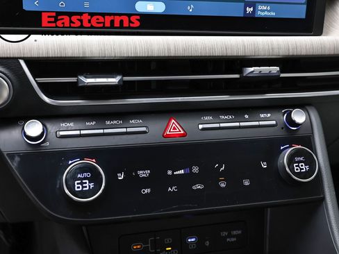 Used 2025 Hyundai Sonata SEL FWD image 19