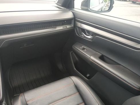 Used 2025 Honda CR-V Sport-L image 16