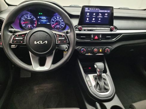 Used 2022 Kia Forte LXS FWD image 22