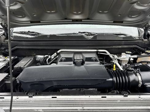 Used 2024 Chevrolet Colorado ZR2 w/ Technology Package AWD/4WD image 28