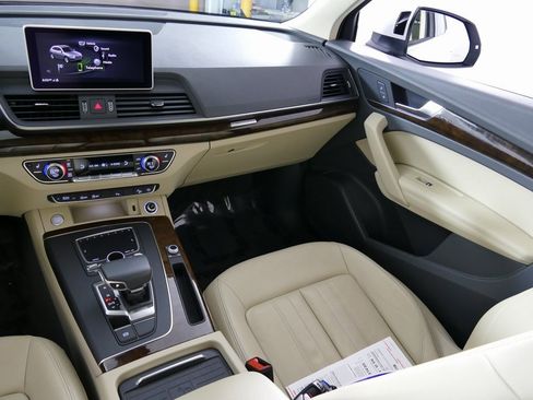 Used 2020 Audi Q5 2.0T Premium Plus image 26