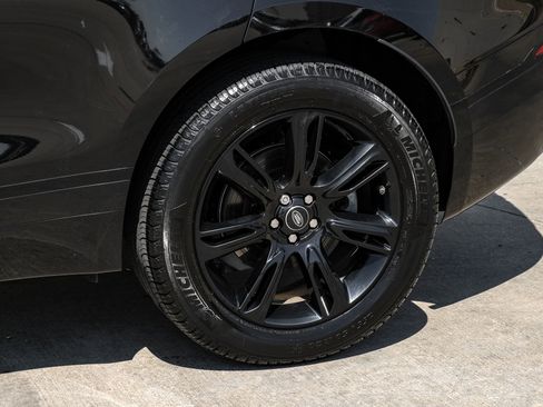 Used 2020 Land Rover Range Rover Velar R-Dynamic S image 52