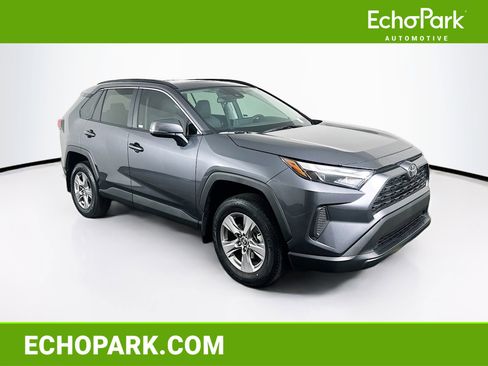 Used 2025 Toyota RAV4 XLE w/ Convenience Package FWD image 1