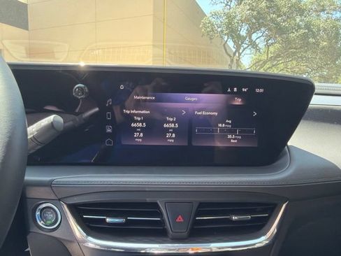 Used 2025 Buick Encore GX Preferred FWD image 22