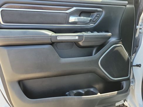 Used 2022 RAM 1500 Laramie AWD/4WD image 25