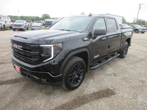 New 2026 GMC Sierra 1500 Elevation w/ Elevation Select Package AWD/4WD image 12