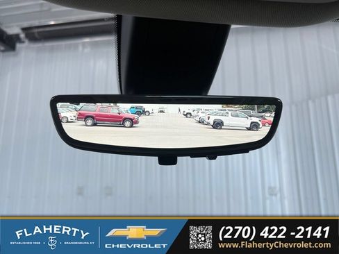 Used 2023 Buick Enclave Essence w/ Experience Buick Package FWD image 37