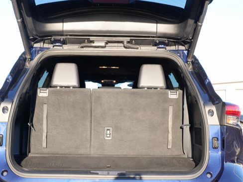 Used 2021 Toyota Highlander XSE image 12