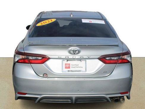 Certified 2021 Toyota Camry SE FWD image 5