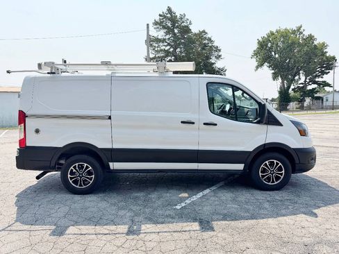 Used 2021 Ford Transit 250 Low Roof RWD image 4