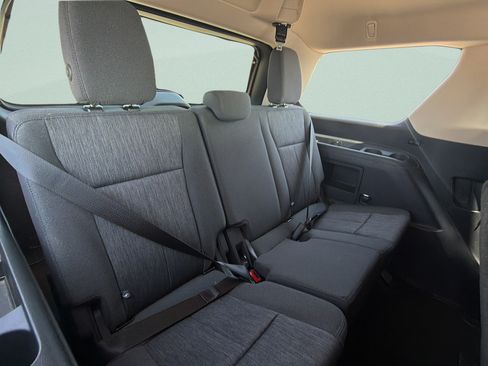 Used 2023 Ford Expedition XLT AWD/4WD image 12