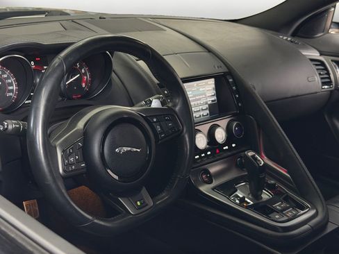 Used 2017 Jaguar F-TYPE R image 20