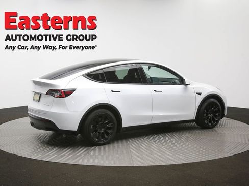 Used 2021 Tesla Model Y Long Range AWD/4WD image 37