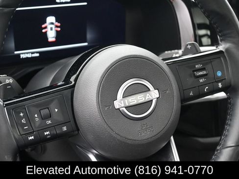 Used 2022 Nissan Pathfinder Platinum w/ Cargo Package AWD/4WD image 19