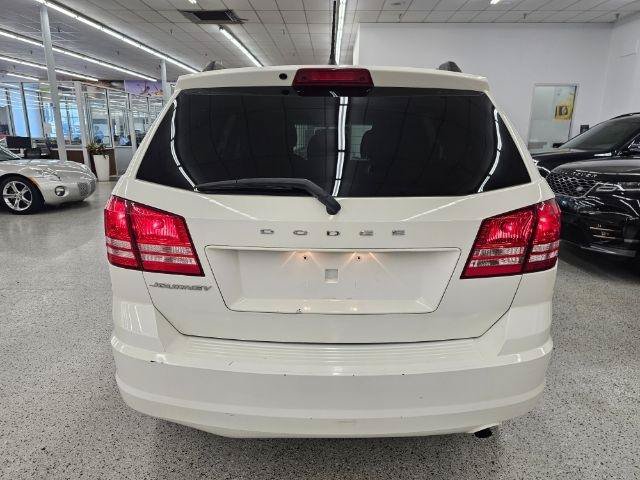 Used 2018 Dodge Journey SE w/ Connectivity Group FWD image 5