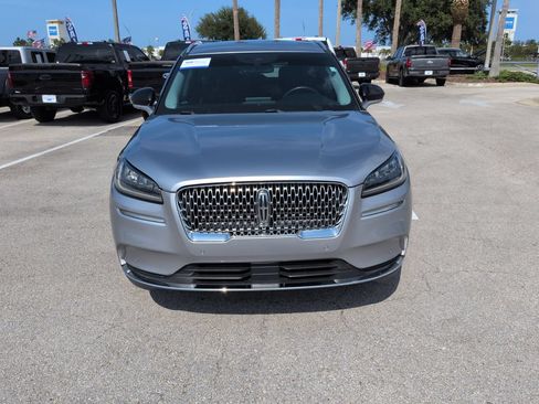 Certified 2022 Lincoln Corsair FWD w/ Equipment Group 101A image 9