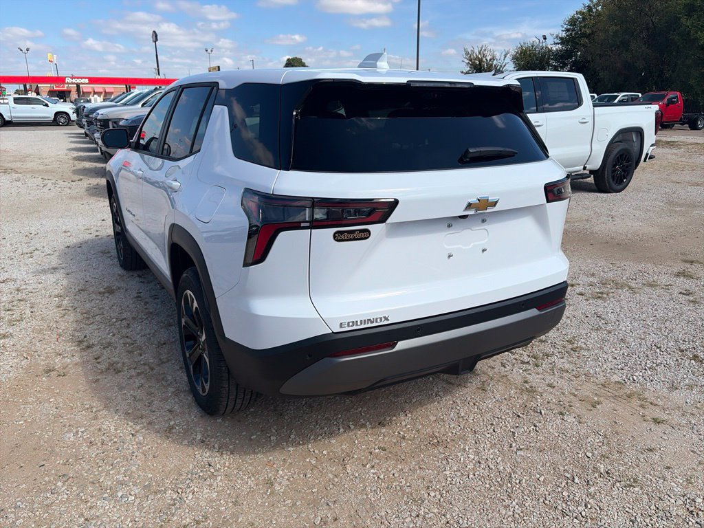 New 2027 Chevrolet Equinox LT w/ Convenience Package II FWD image 4