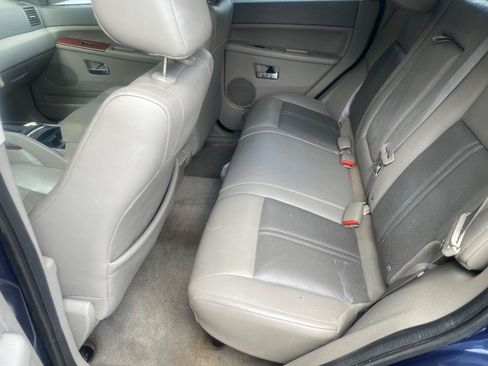 Used 2005 Jeep Grand Cherokee Limited AWD/4WD image 10