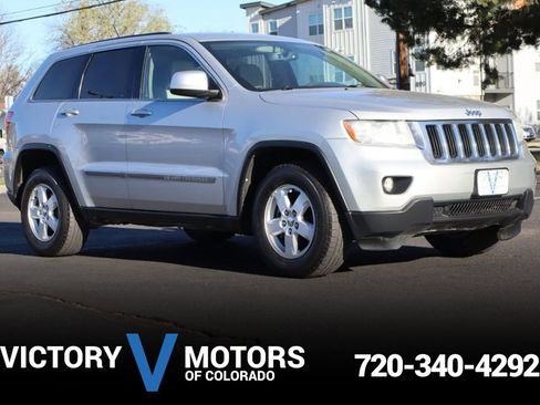 Used 2012 Jeep Grand Cherokee Laredo image 1